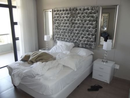 2 Bedroom Property for Sale in Bloubergrant Western Cape